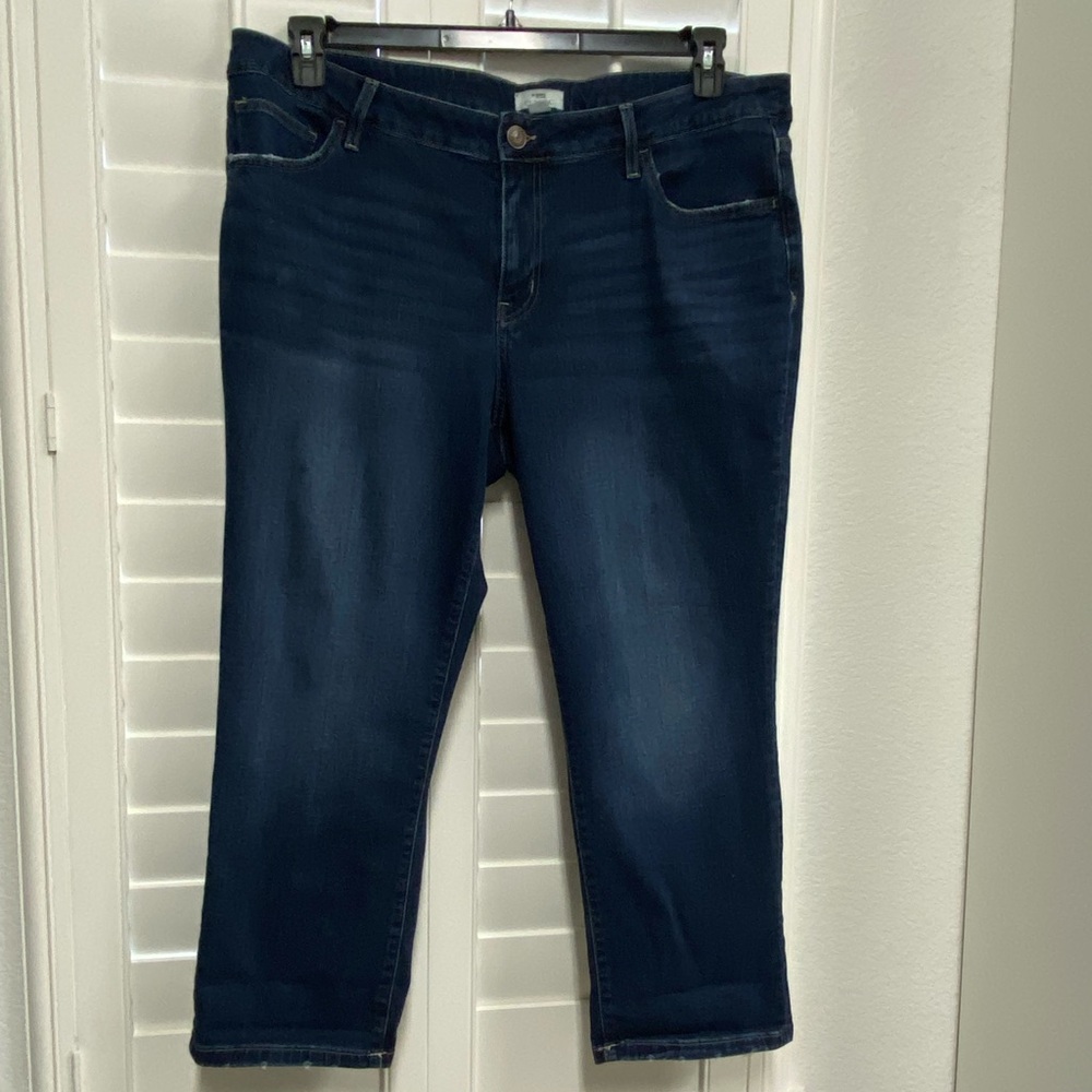 M Jeans By Maurice’s Classic Mid Rise Crop Size 20W
